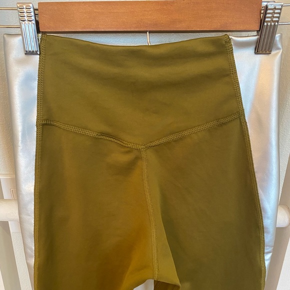 Nike | Performance One color block | Leggings | Olive | Size Small | NWT - Picture 8 of 9